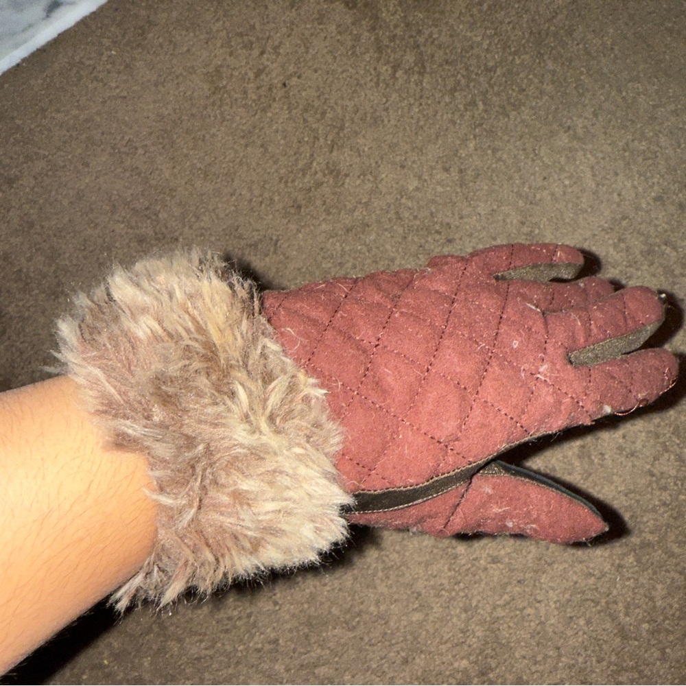 Quilted Brown Fur-Trimmed Gloves